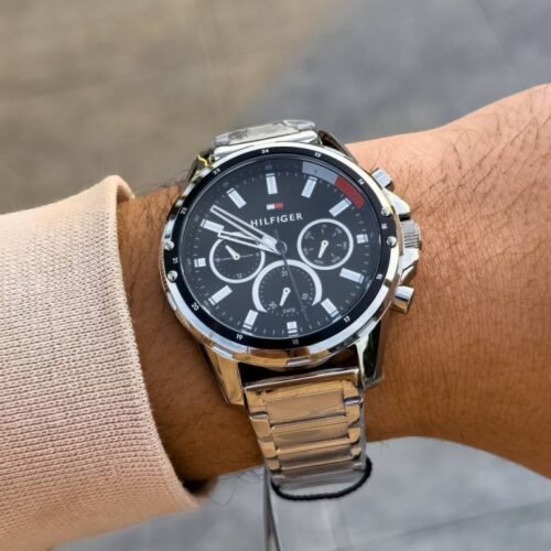 Montre Homme TOMMY HILFIGER – savoir-faire maîtrisé – Originale Idée Cadeau pour toutes les occasions à Casablanca, Rabat et partout au Maroc – Montre Suisse Montre Homme TOMMY HILFIGER – savoir-faire maîtrisé Originale au Maroc | Livraison à Casablanca, Rabat, Fès – Montre Suisse