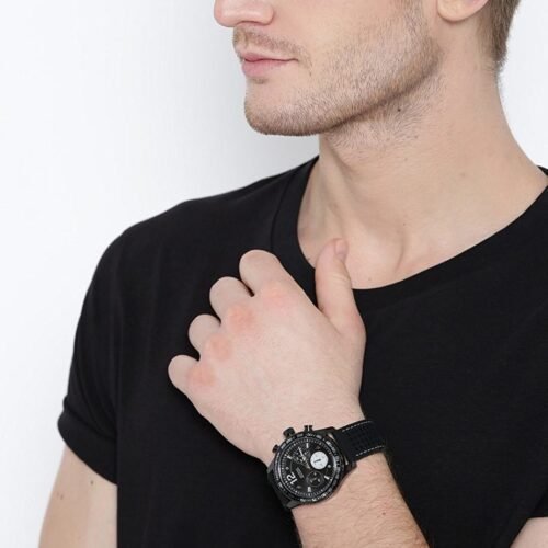 Montre Homme Guess – présence puissant de confiance – Originale Idée Cadeau pour toutes les occasions à Casablanca, Rabat et partout au Maroc – Montre Suisse Montre Homme Guess – présence puissant de confiance Originale au Maroc | Livraison à Casablanca, Rabat, Fès – Montre Suisse