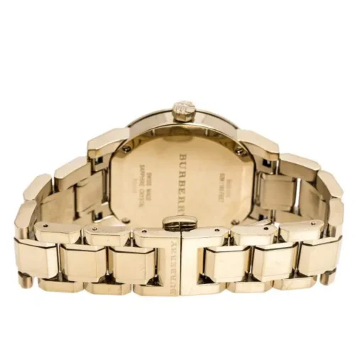 Montre Femme Burberry – Design moderne et féminin – Originale Idée Cadeau pour toutes les occasions à Casablanca, Rabat et partout au Maroc – Montre Suisse Montre Femme Burberry – Design moderne et féminin Originale au Maroc | Livraison à Casablanca, Rabat, Fès – Montre Suisse