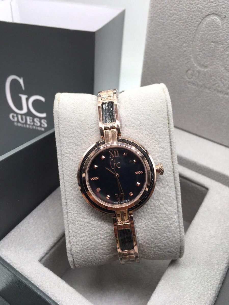 Montre Femme GUESS – caractère assumé – Originale Idée Cadeau pour toutes les occasions à Casablanca, Rabat et partout au Maroc – Montre Suisse Montre Femme GUESS – caractère assumé – Image 5