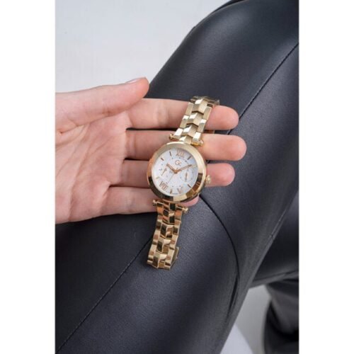 Montre Femme GUESS GC – vibration classique Originale au Maroc | Livraison à Casablanca, Rabat, Fès – Montre Suisse