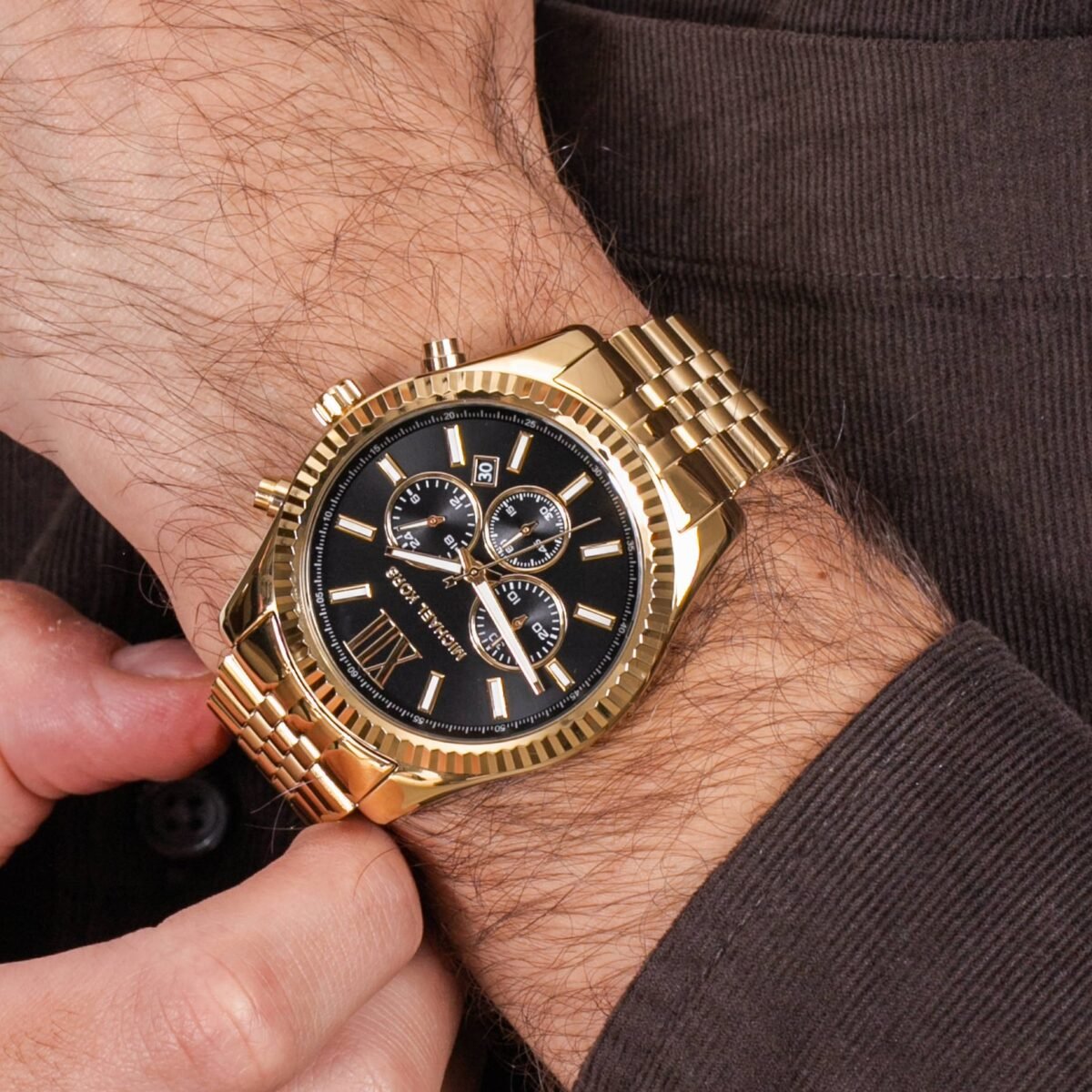 Montre Homme MICHAEL KORS – lumière dorée – Originale Idée Cadeau pour toutes les occasions à Casablanca, Rabat et partout au Maroc – Montre Suisse Montre Homme MICHAEL KORS – lumière dorée – Image 2